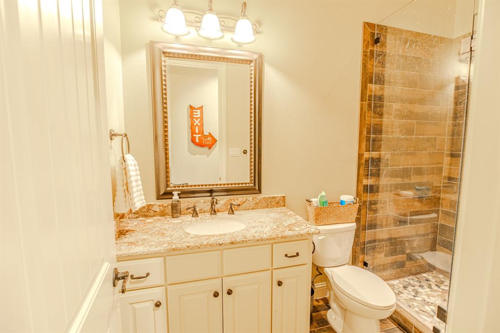 915 Timber Creek Drive Property Photo 32