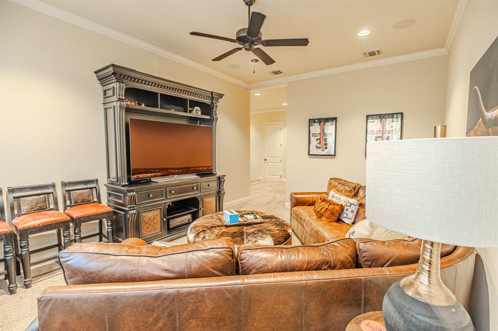 915 Timber Creek Drive Property Photo 34