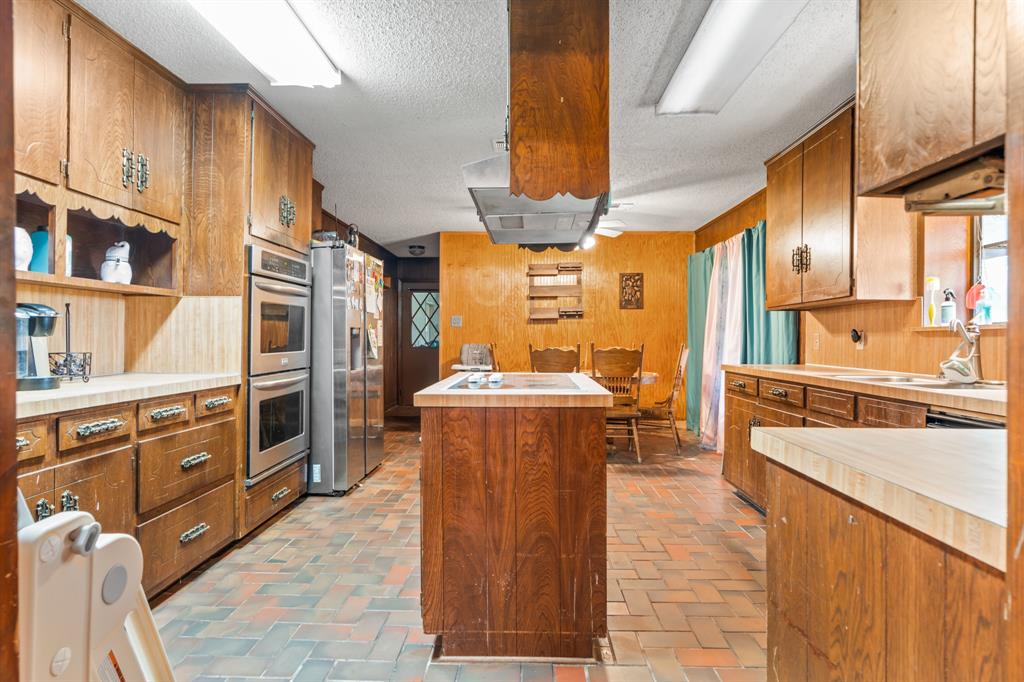 821 E Stegall Road Property Photo 8