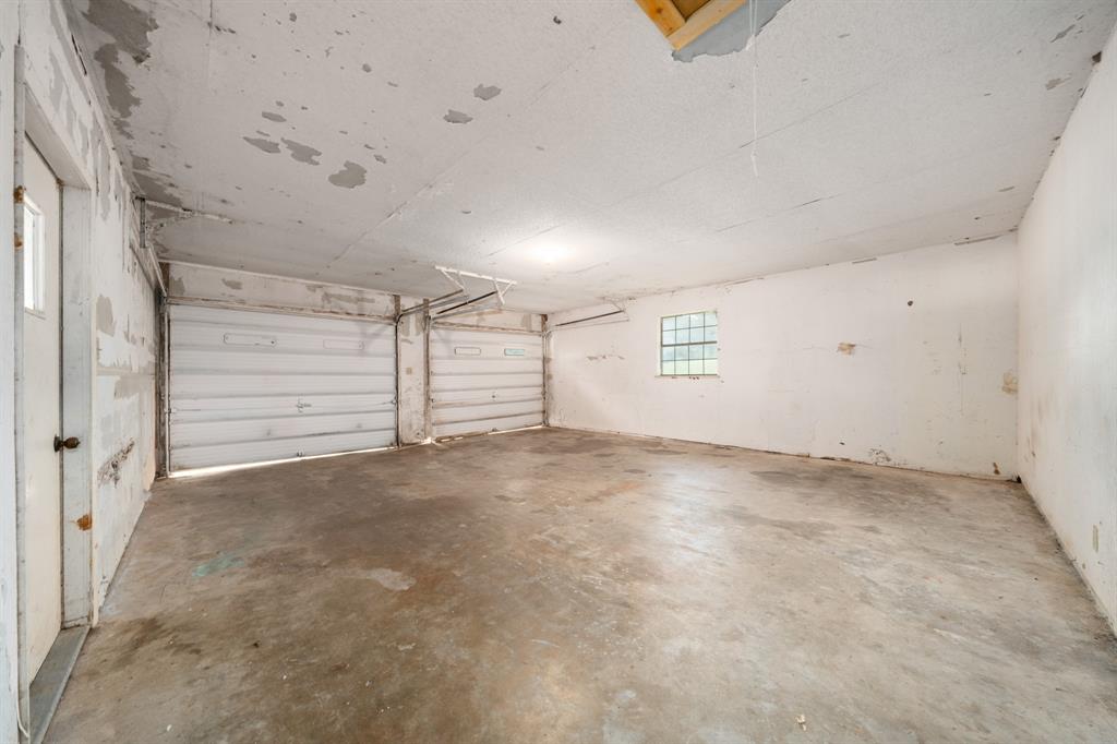 821 E Stegall Road Property Photo 39