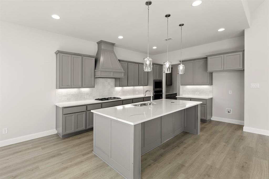 2219 Morris Street Property Photo 5