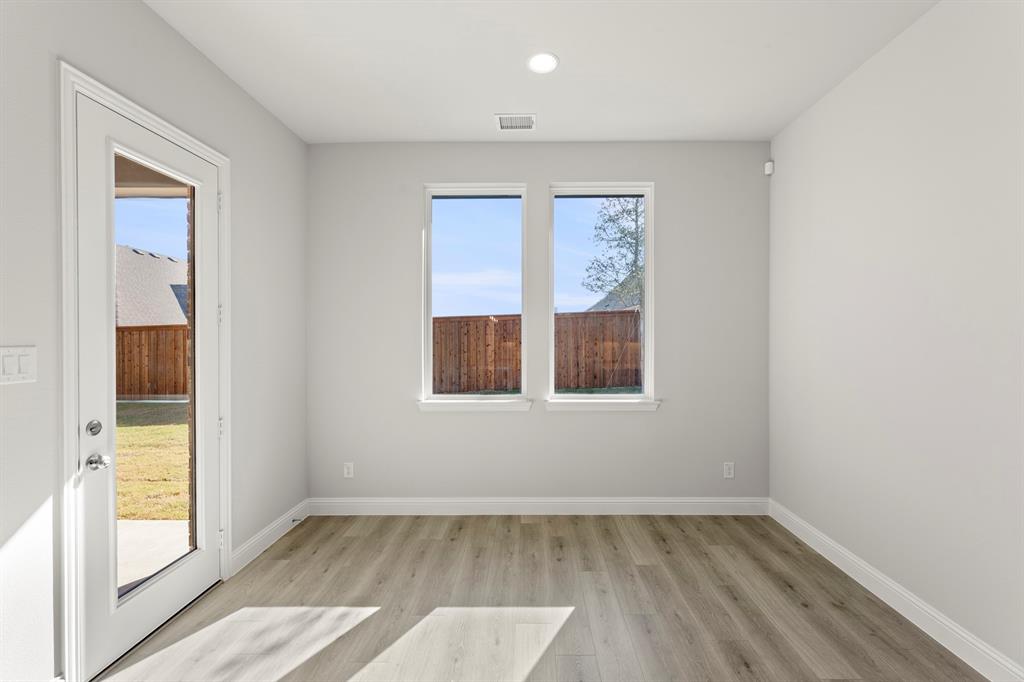 2219 Morris Street Property Photo 10