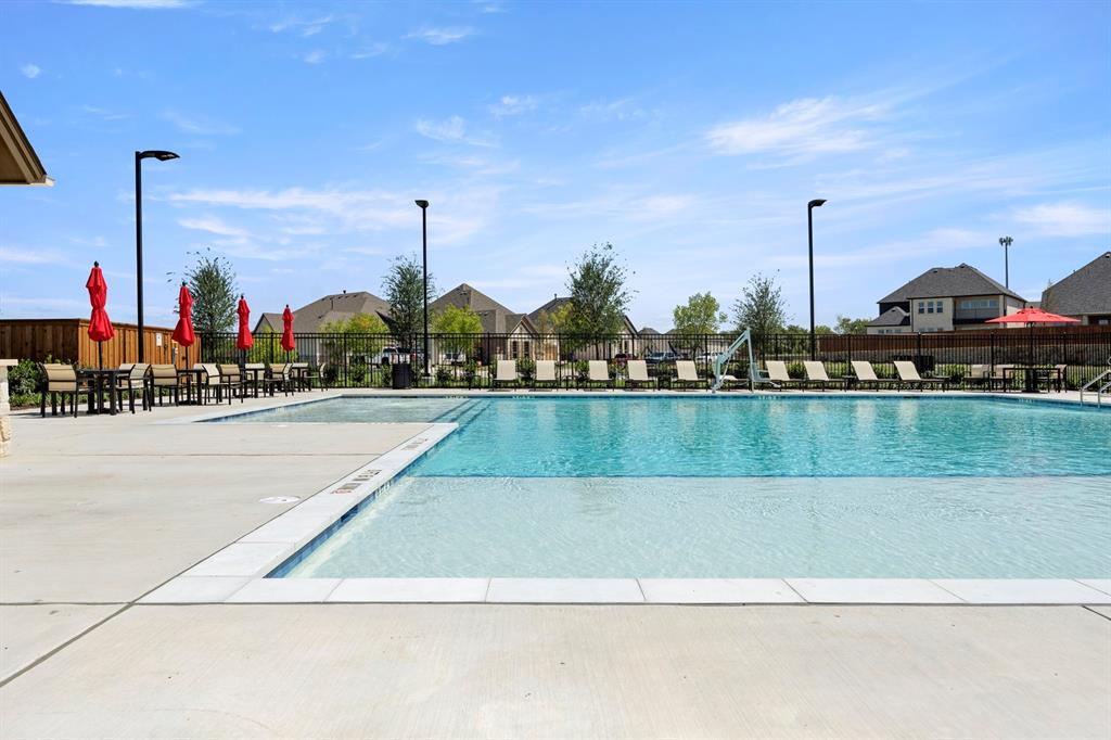 2219 Morris Street Property Photo 33