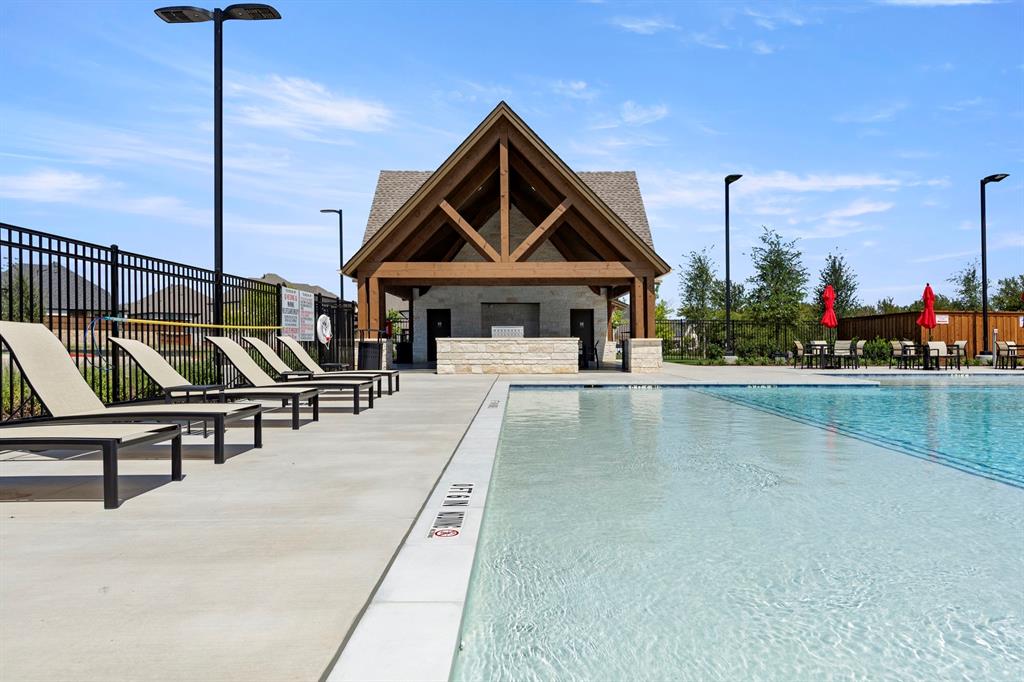 2219 Morris Street Property Photo 34