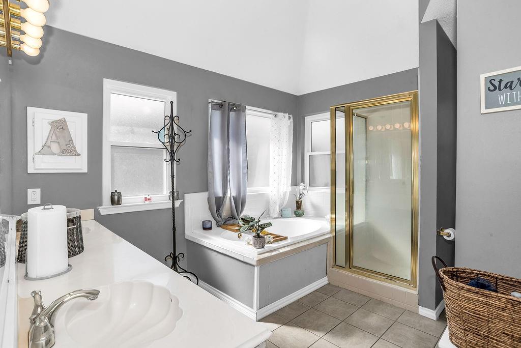 423 Clayton Street Property Photo 20