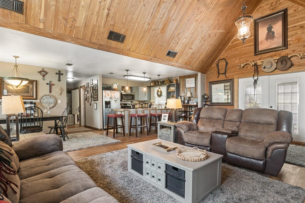 490 Fm 1735 Property Photo 8