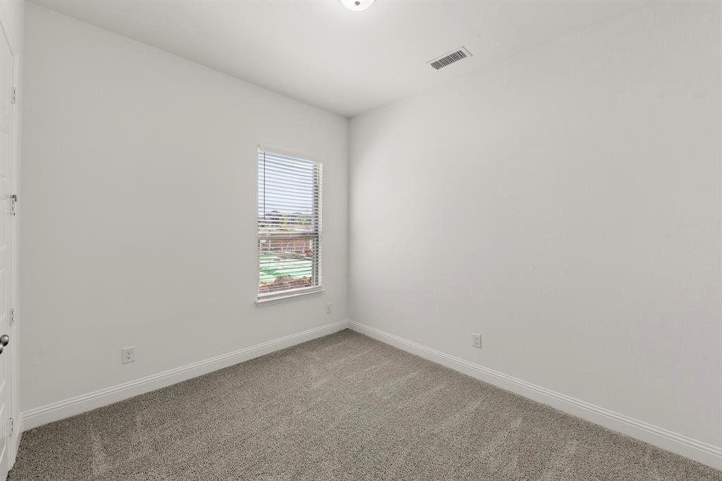 2526 Campden Mews Property Photo 10