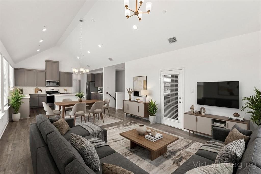 2526 Campden Mews Property Photo 17