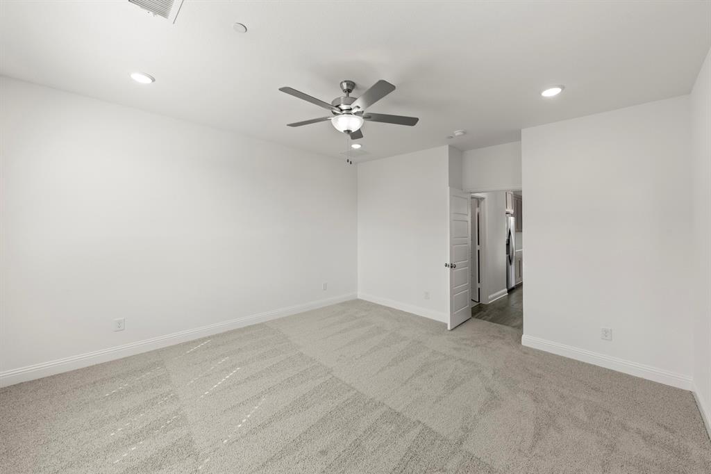 2526 Campden Mews Property Photo 27