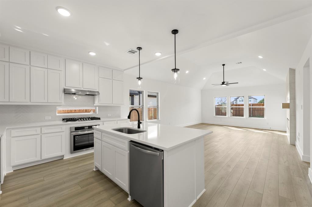 2413 Belmont Road Property Photo 9