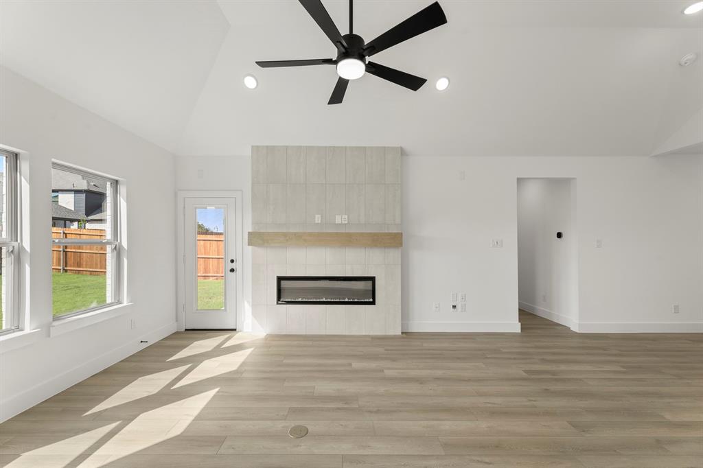 2413 Belmont Road Property Photo 14