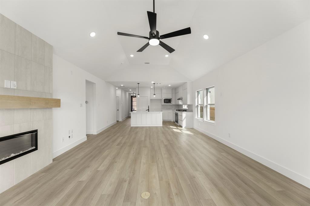 2413 Belmont Road Property Photo 15