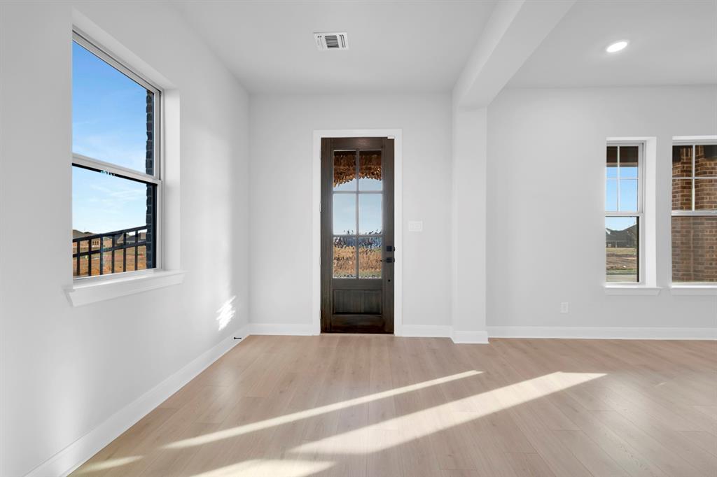 2085 Pine Grove Lane Property Photo 8