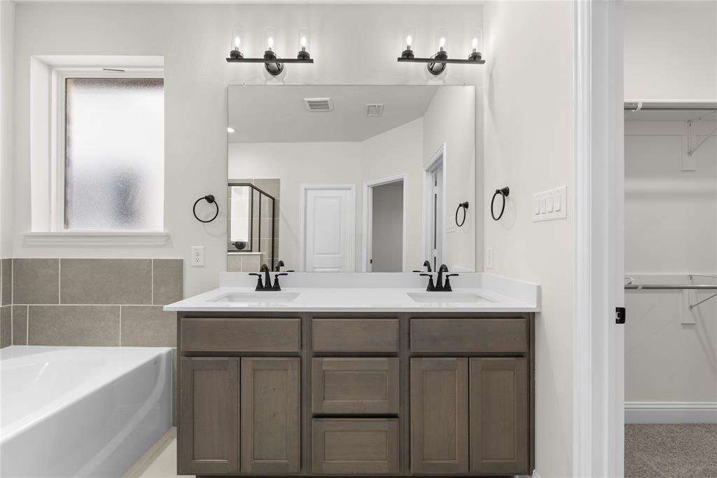 2122 Nw Bloomsbury Lane Property Photo 11