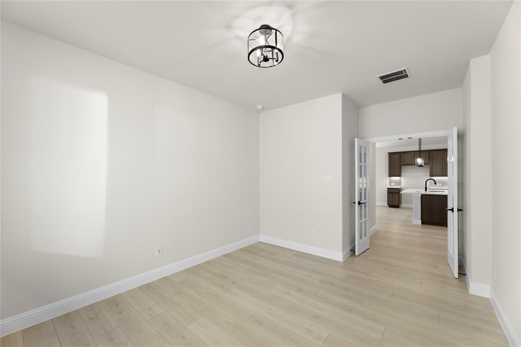 2122 Nw Bloomsbury Lane Property Photo 18