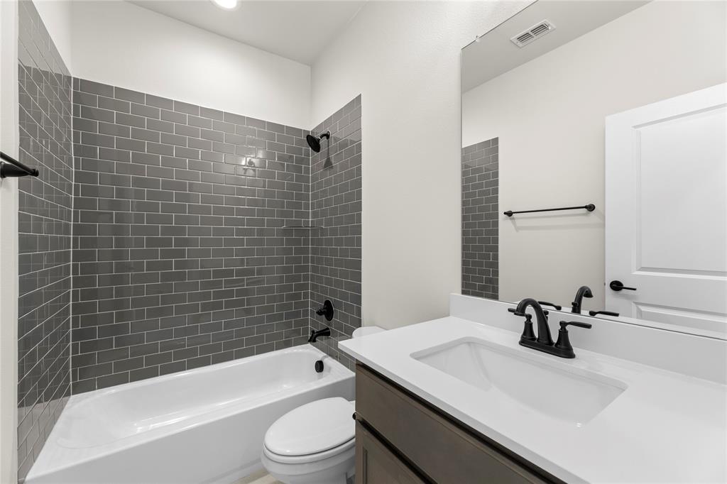 2122 Nw Bloomsbury Lane Property Photo 19