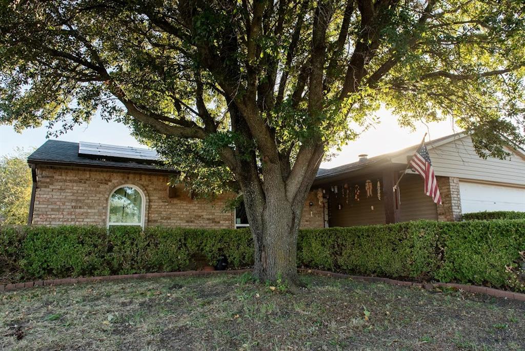 7154 Hedge Drive Property Photo 2