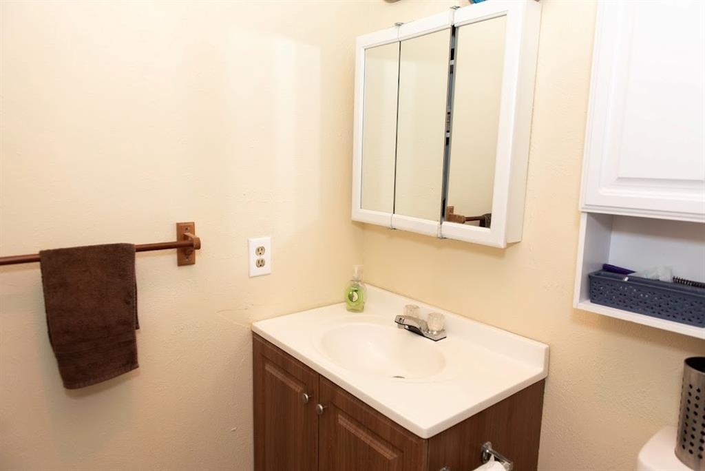 7154 Hedge Drive Property Photo 11