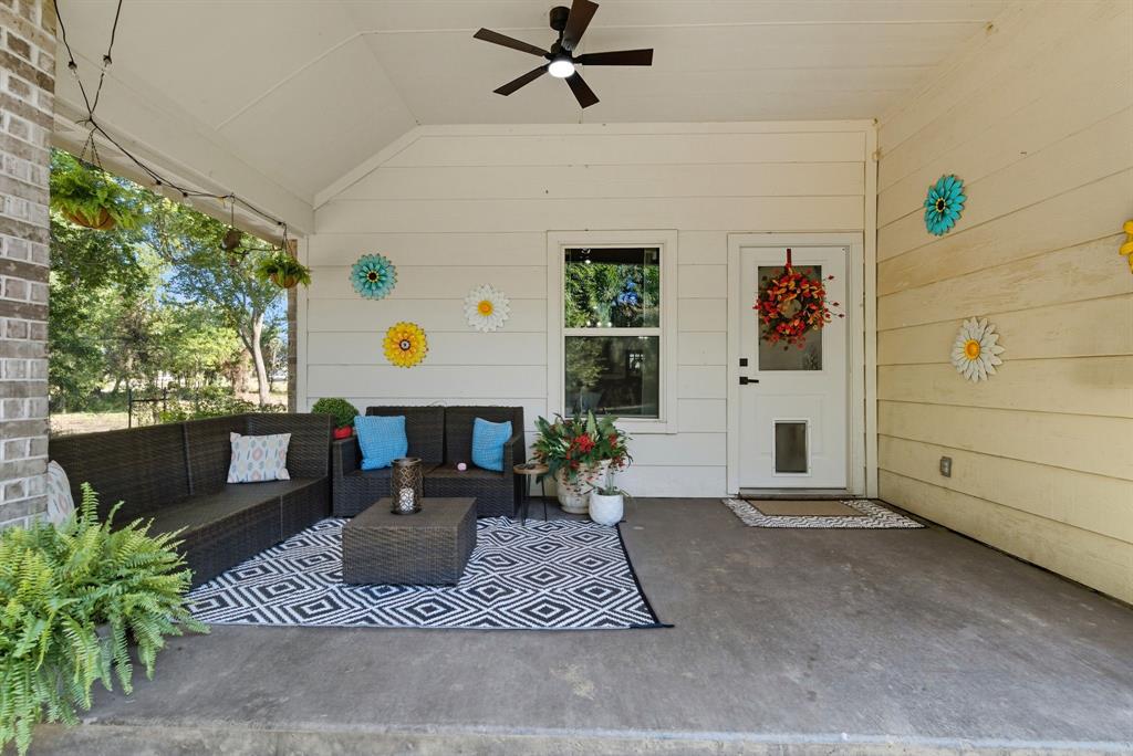 104 Candis Court Property Photo 28