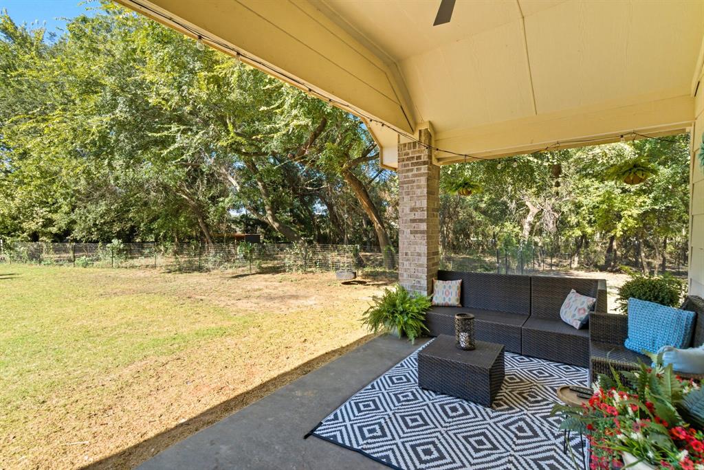 104 Candis Court Property Photo 29