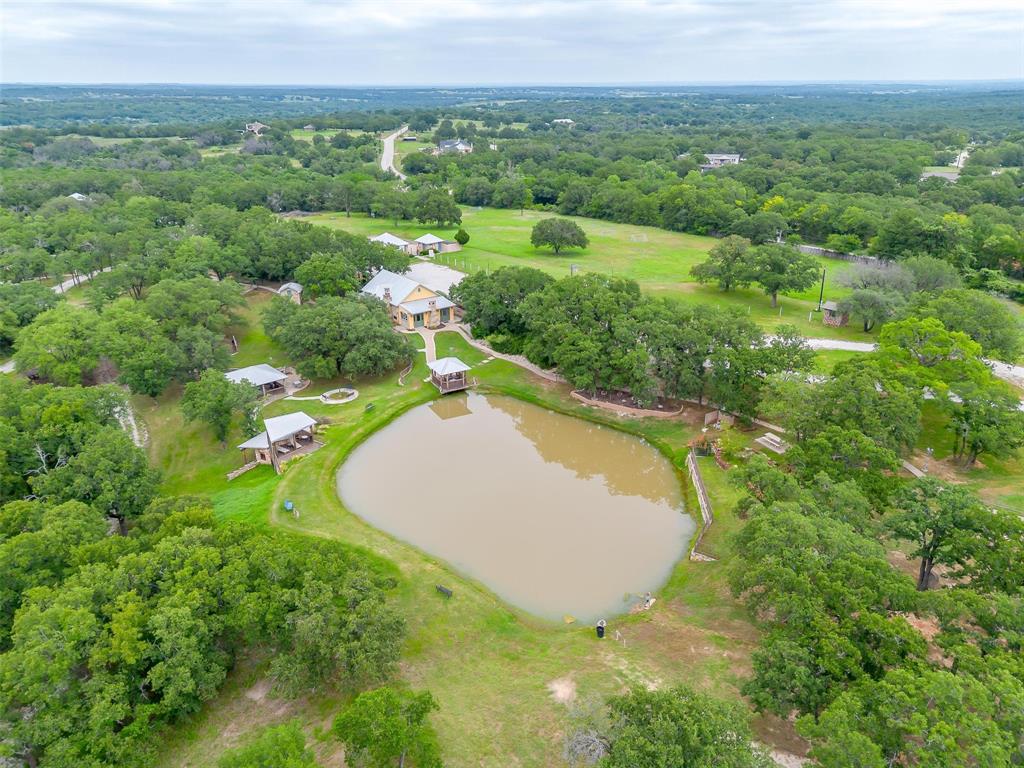 383 County Rd 3672 Property Photo 1