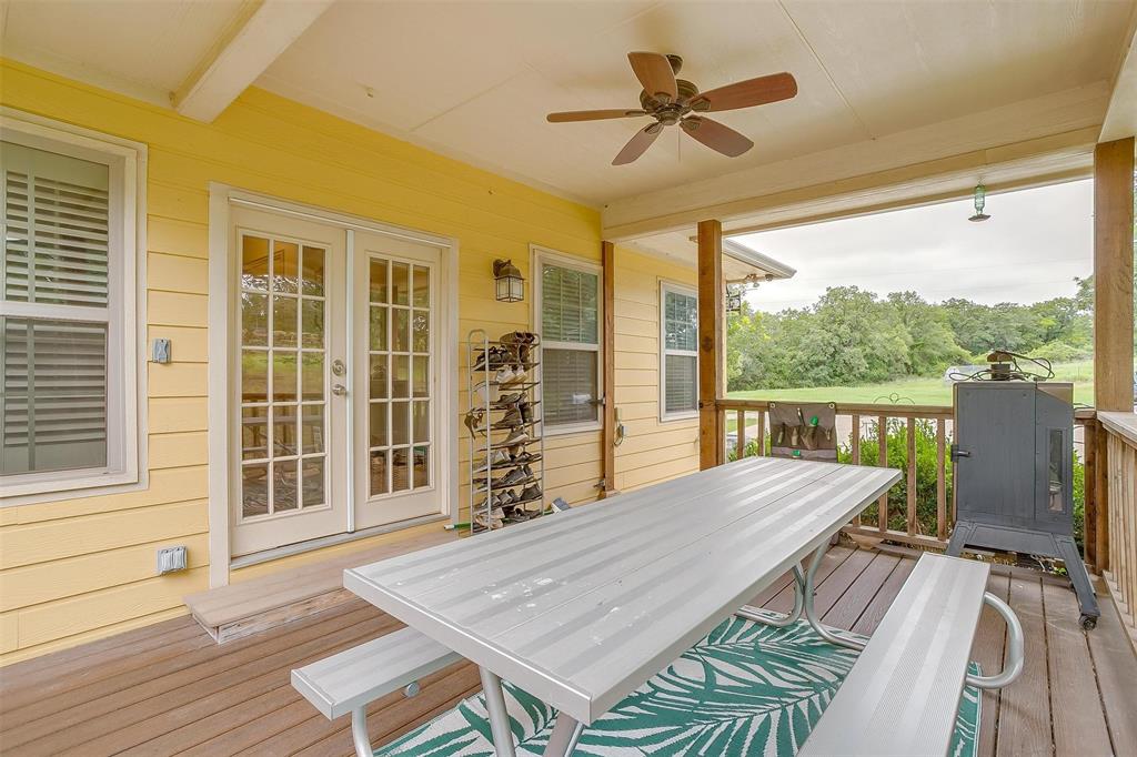 383 County Rd 3672 Property Photo 8