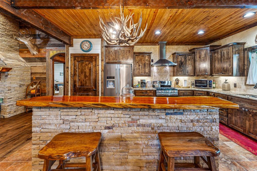 2113 County Road 2012 Property Photo 27