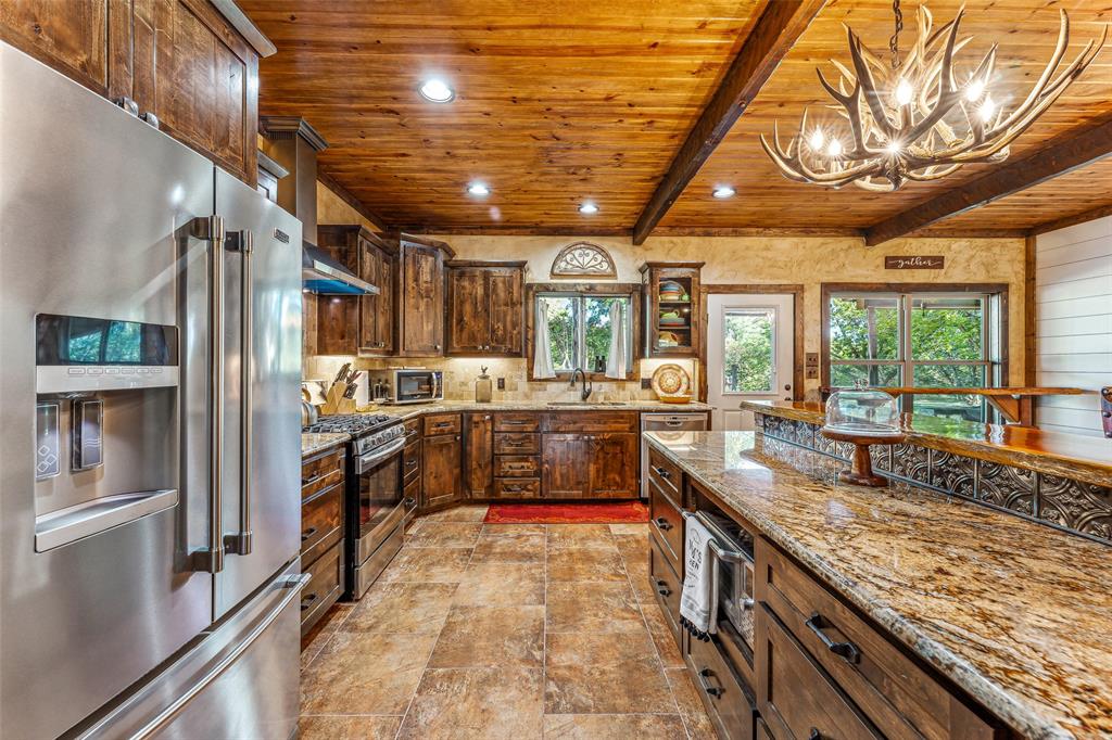 2113 County Road 2012 Property Photo 29
