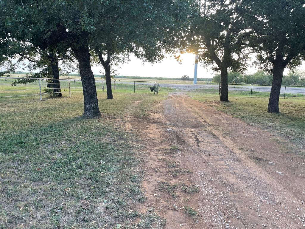 2502 Us Highway 183 Property Photo 1