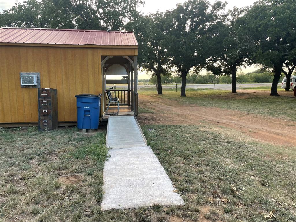 2502 Us Highway 183 Property Photo 7