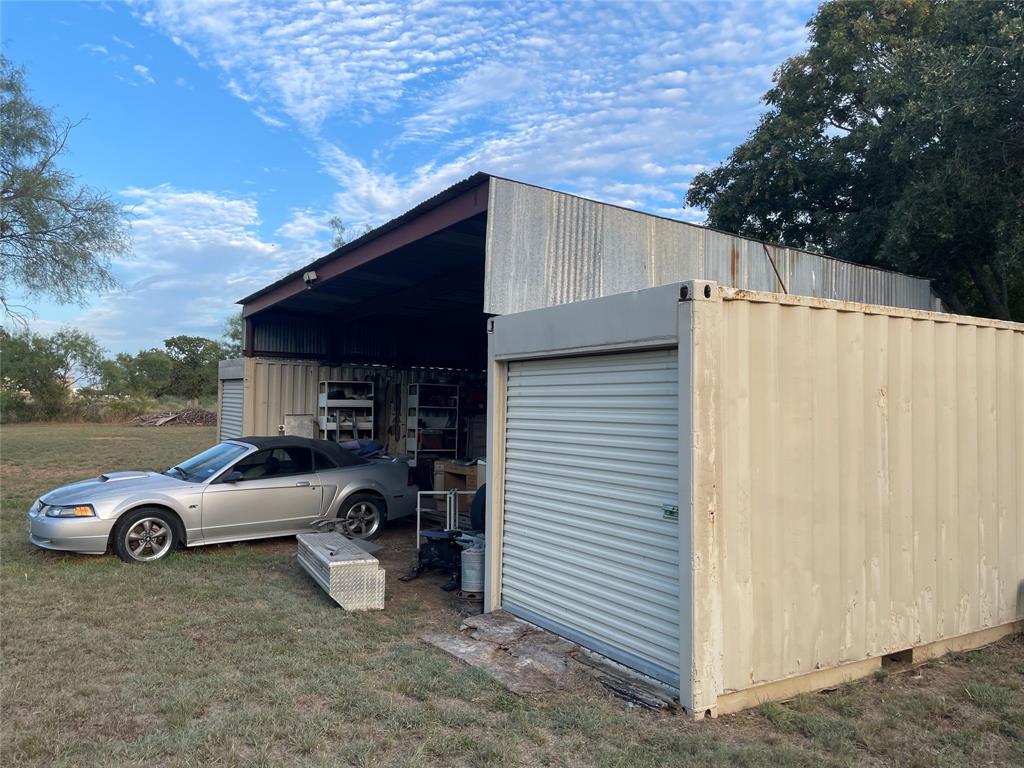 2502 Us Highway 183 Property Photo 9