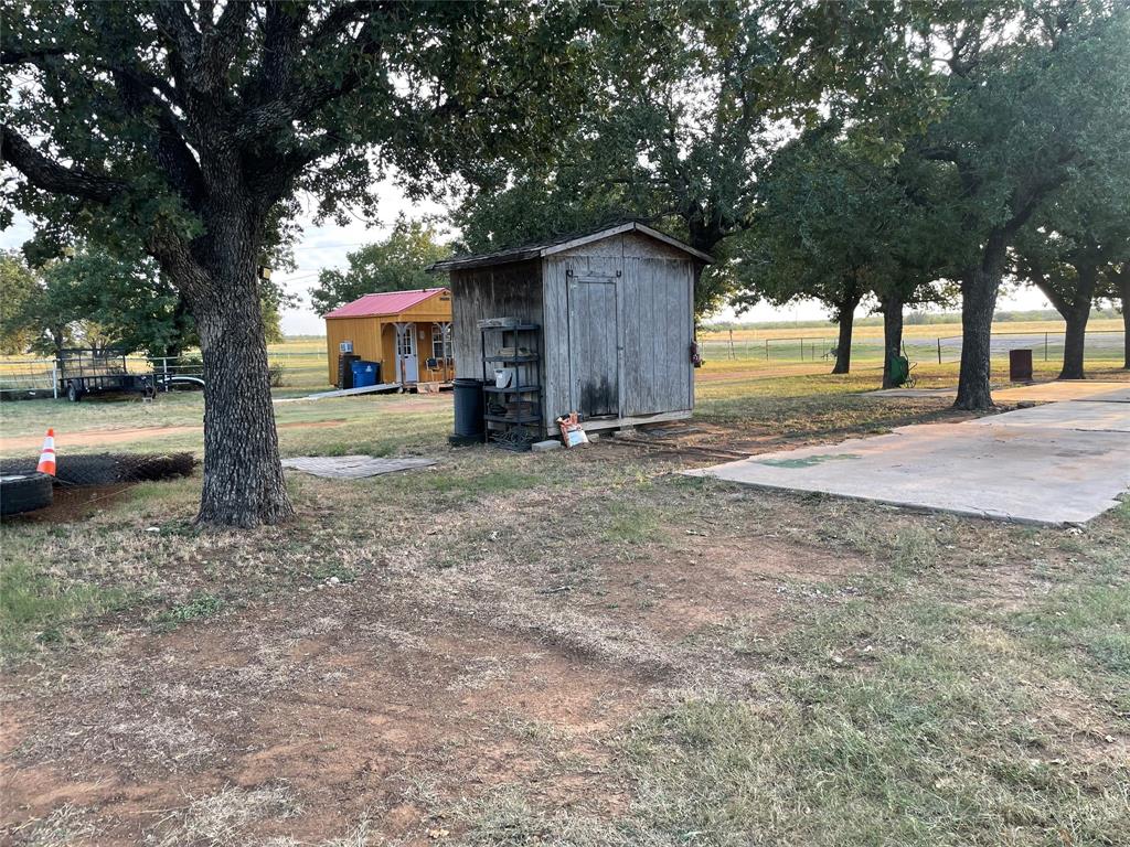 2502 Us Highway 183 Property Photo 12