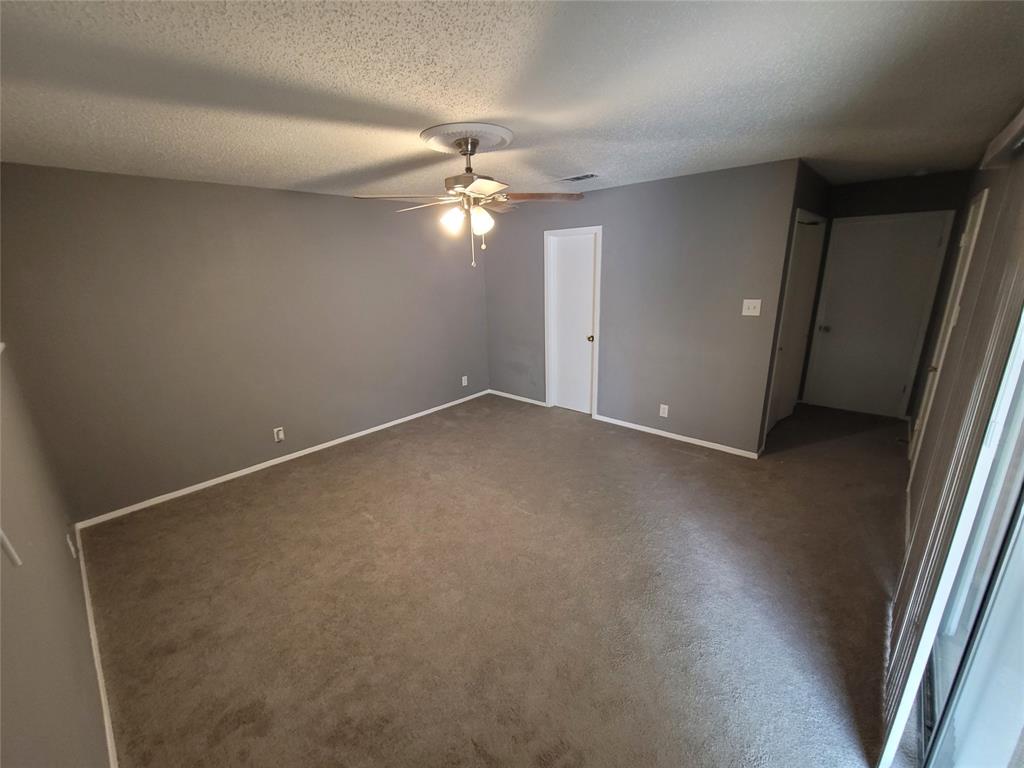 1740 Brown Trail Property Photo 9