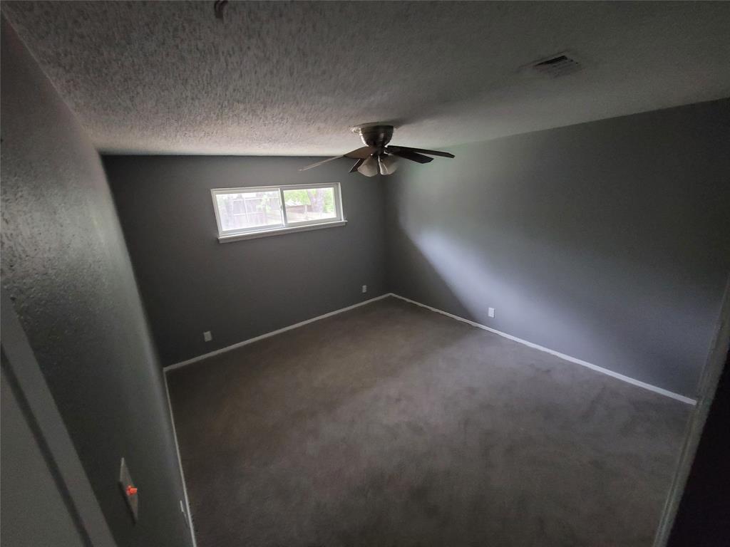 1740 Brown Trail Property Photo 14