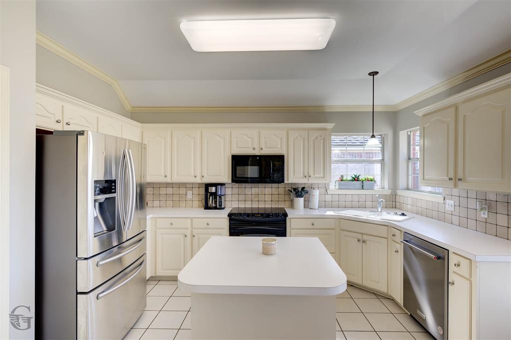 5758 Gold Crest Drive Property Photo 13