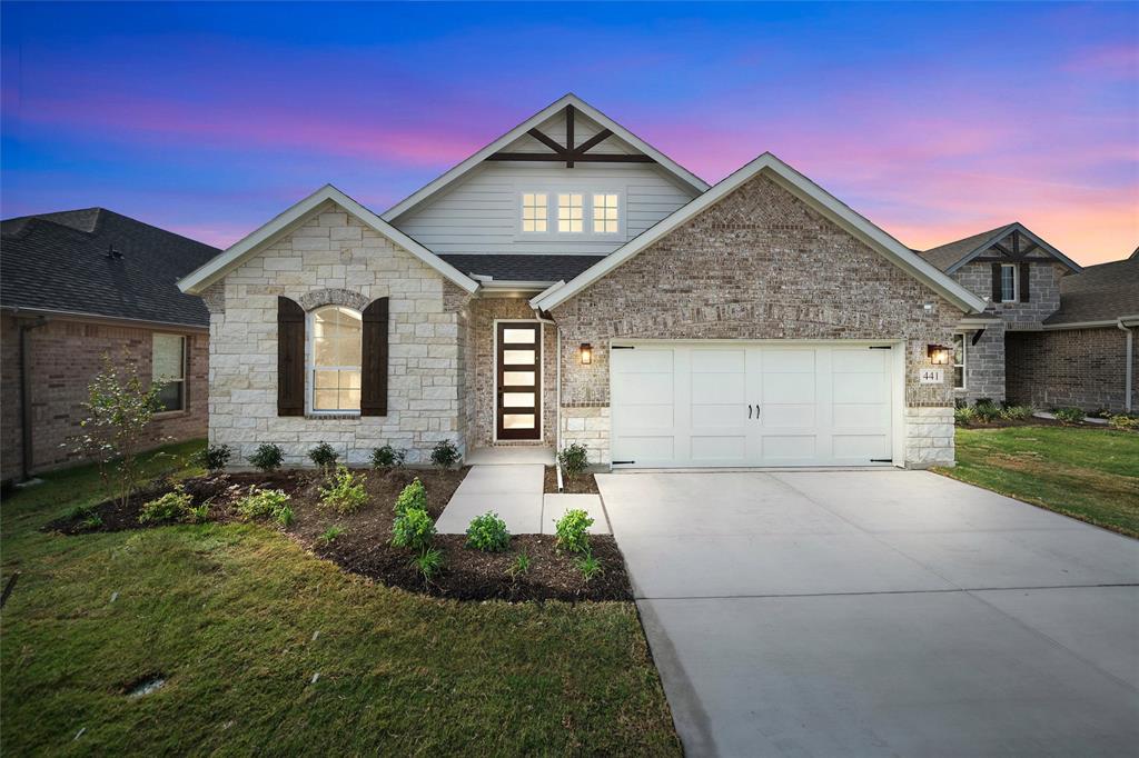 441 Pickett Creek Drive Property Photo 1