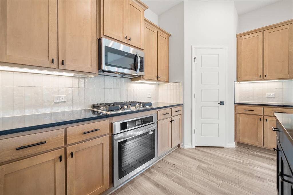 441 Pickett Creek Drive Property Photo 9