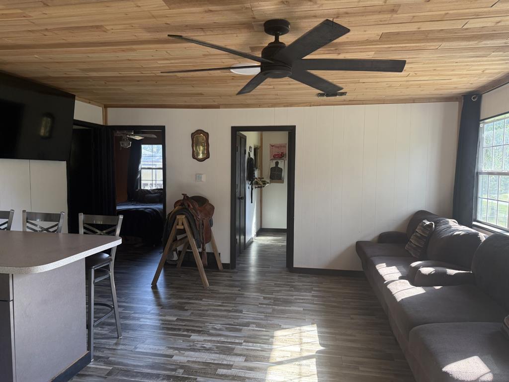 7077 Cherokee Trail Property Photo 7