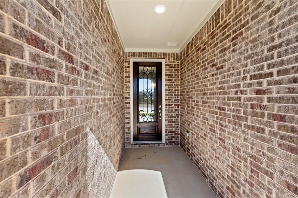 404 Pickett Creek Drive Property Photo 5