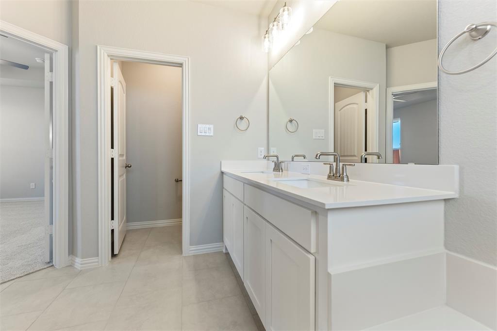 404 Pickett Creek Drive Property Photo 24