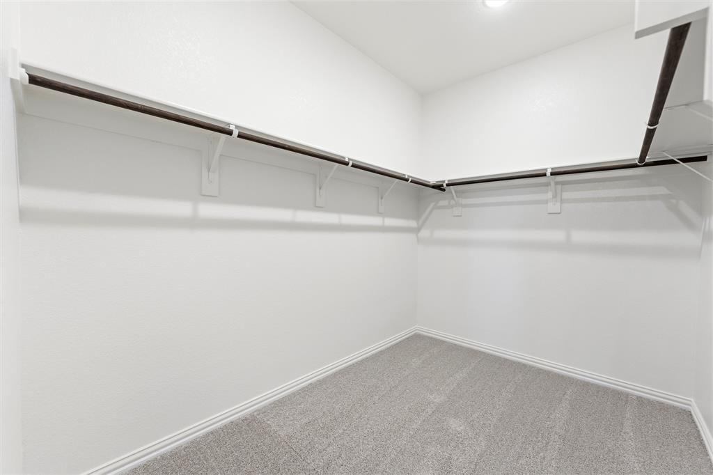 404 Pickett Creek Drive Property Photo 25