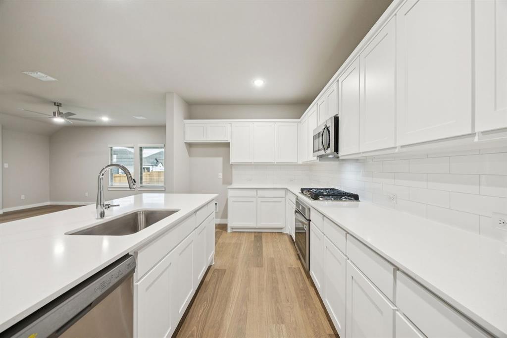 405 Rockstream Drive Property Photo 11