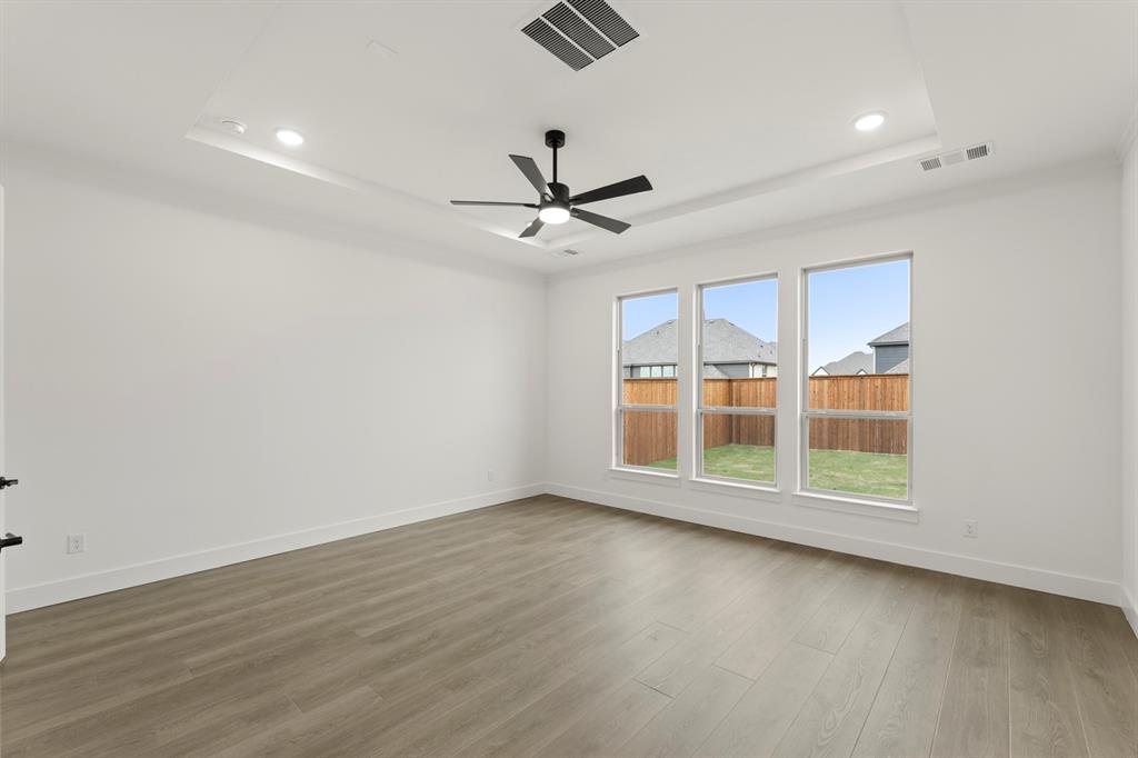 1061 Georgetown Property Photo 15