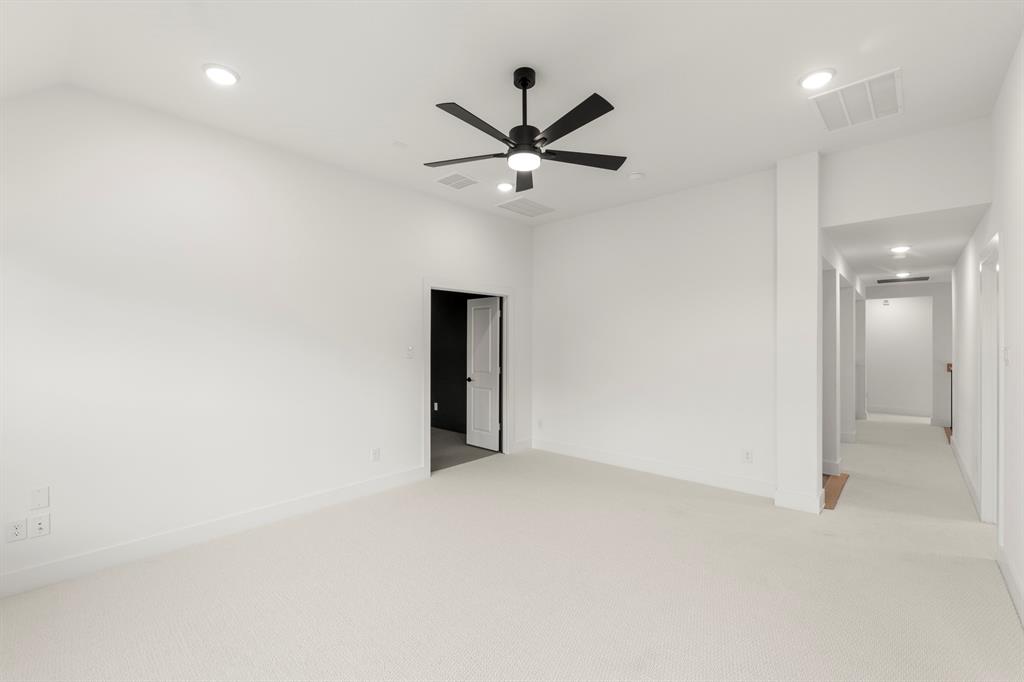 1061 Georgetown Property Photo 23