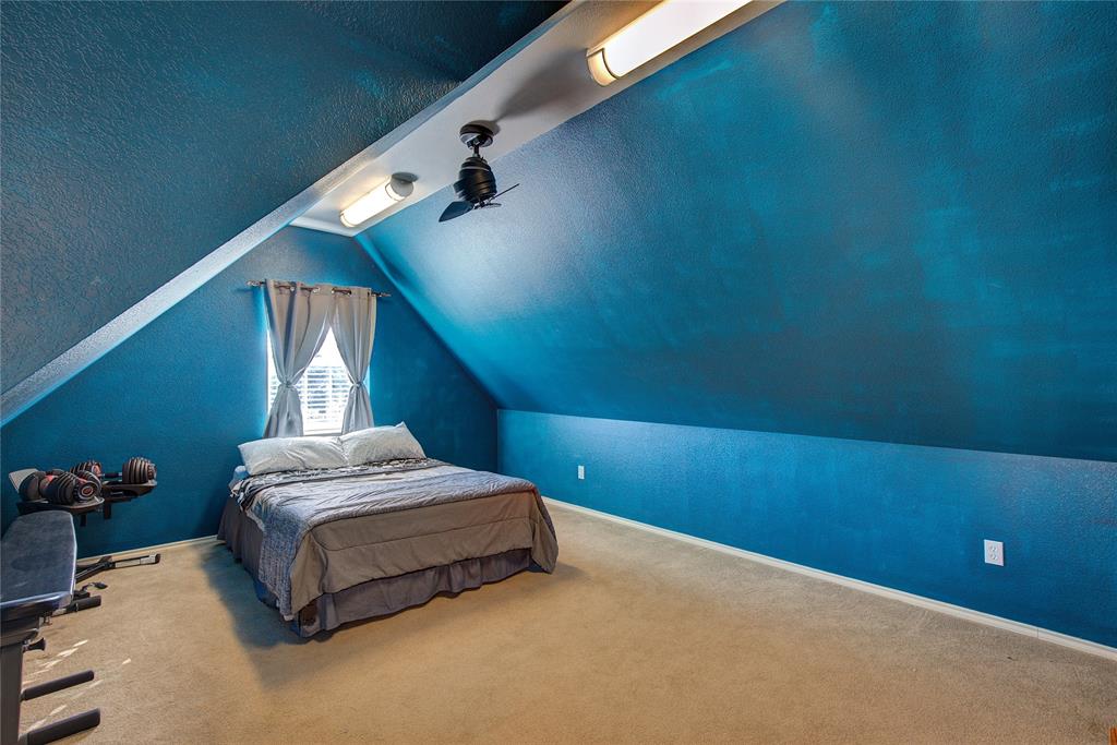 347 County Road 4736 Property Photo 17