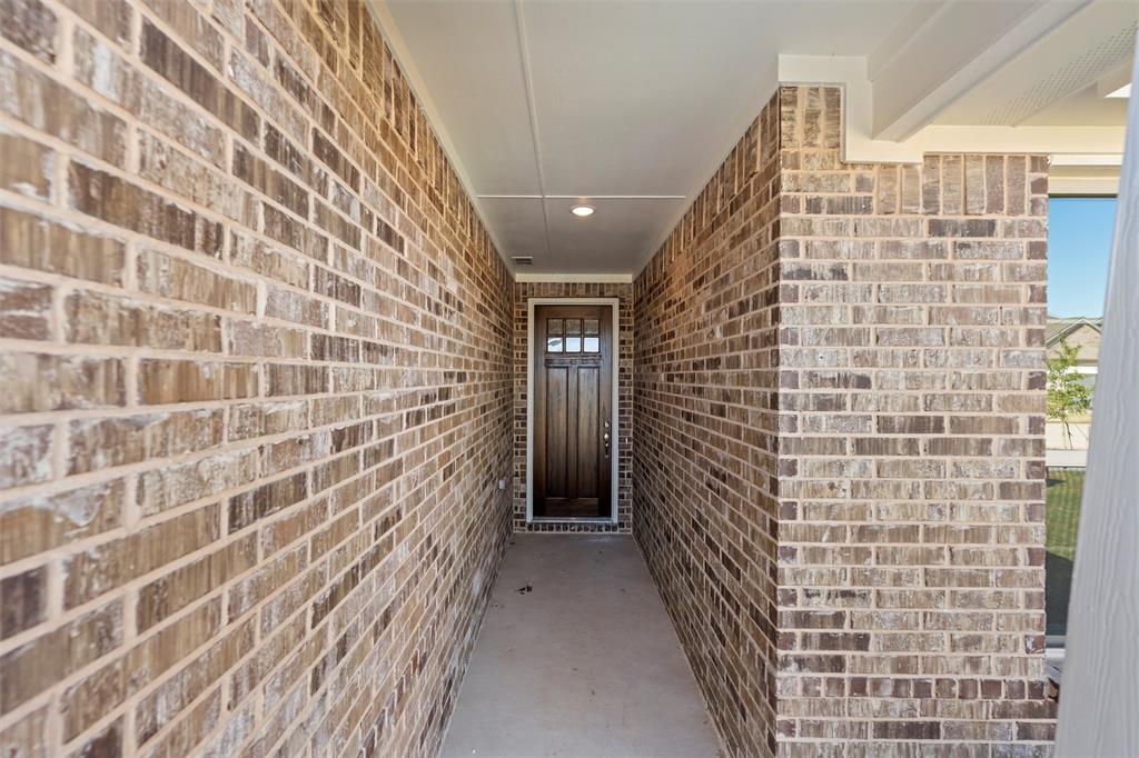 15061 Green Bluff Drive Property Photo 5