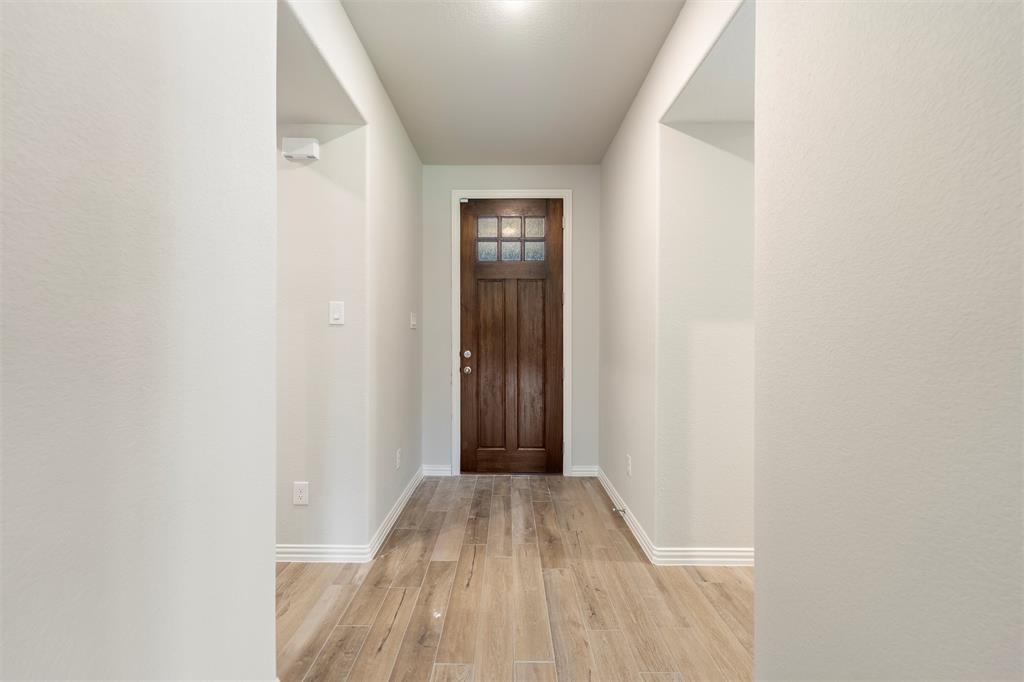 15061 Green Bluff Drive Property Photo 6