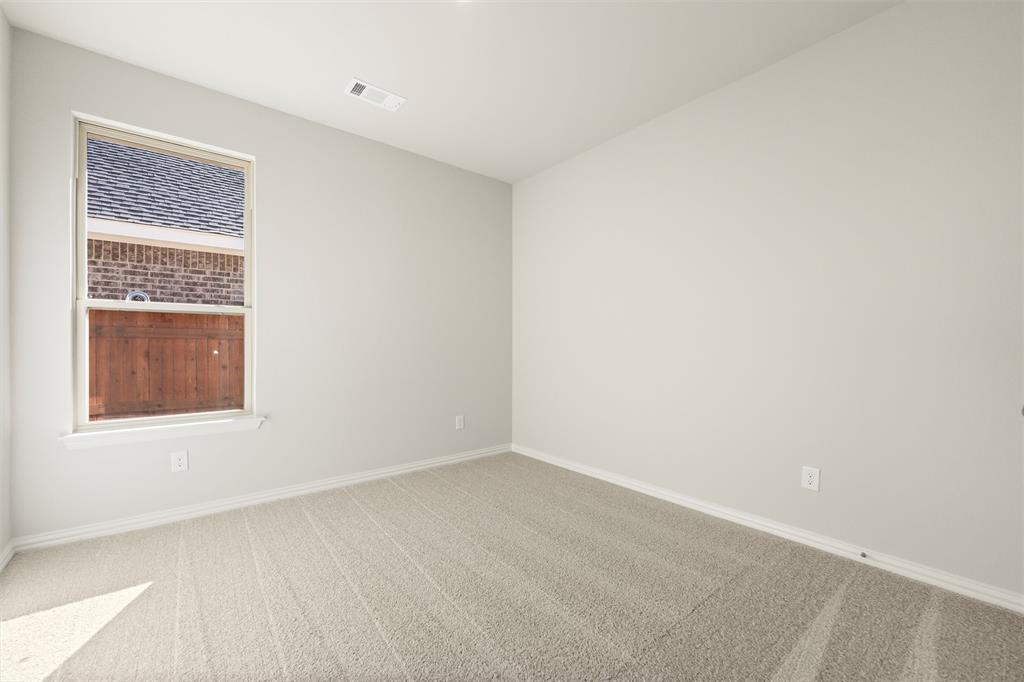 15061 Green Bluff Drive Property Photo 13