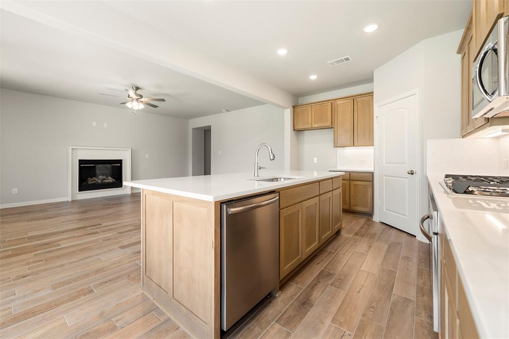 15061 Green Bluff Drive Property Photo 20