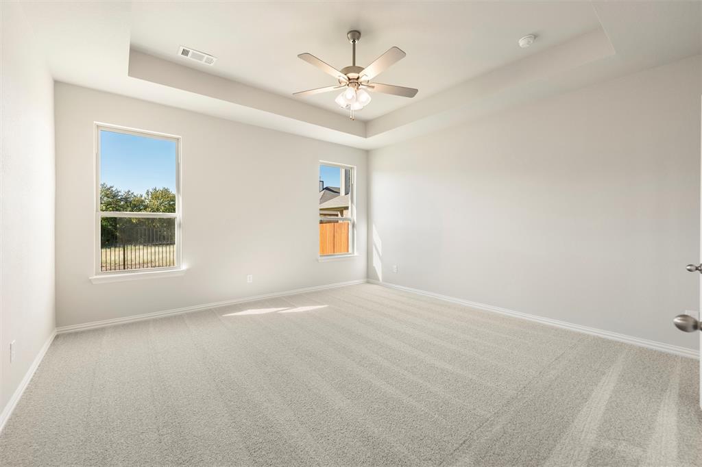 15061 Green Bluff Drive Property Photo 23